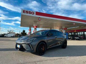 mg4 xpower 435cv cerchi da 20”