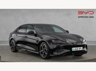 82.5kwh excellence auto awd 4dr