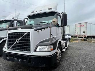 2011 volvo vnm