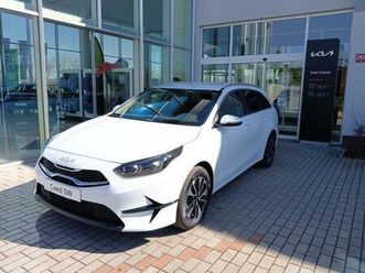 kia ceed sw 1.5 t-gdi top 7dct my25