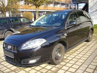 fiat croma 1.9 multijet , navi, tüv 08/2027
