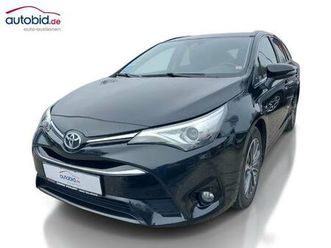 toyota avensis touring sports 2,0 d-4d business edition