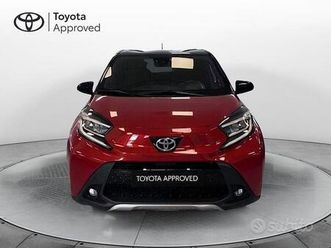 toyota aygo x 1.0b (72 cv) lounge s-cvt