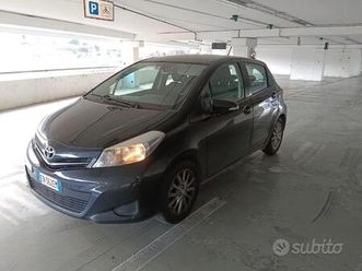 toyota yaris 1.3 5 porte style
