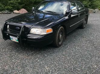 2011 ford crown victoria p71 police intercepter