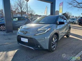 toyota aygo x x 1.0 lounge 72 cv s-cvt