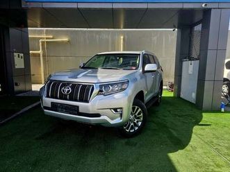 toyota prado gxr/ sunroof leather/ original paint/ v6 4.0 4wd/ non accident