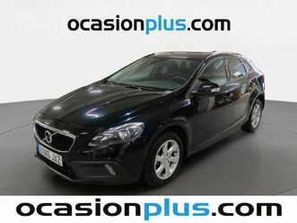 volvo v40 cross country d2 momentum (120 cv)