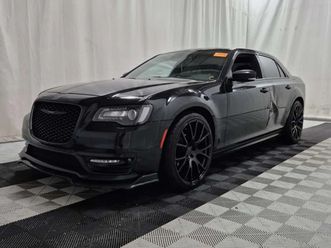 chrysler 300c s * carfax * панорама * подгреви* памет*