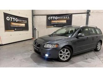 ② volvo v50 | 1.6 drive | momentum | showroomstaat | garantie — volvo — 2ememain