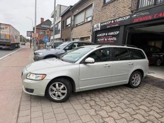 ② volvo v50 t3 essence 2000cc avec 98km 1er main — volvo — 2ememain