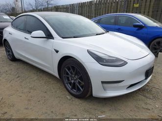 tesla model 3 подгрев* камера* кейлес* lane* assist