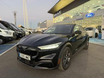 ford mustang mach-e base rwd rango estandar