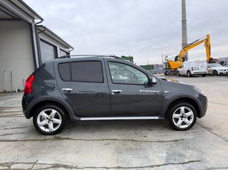 dacia sandero stepway 2,750 eur