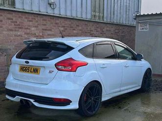 ford focus 2.0t ecoboost st-3 euro 6 (start/stop) 5dr petrol manual