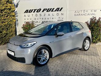 i xenon. m 18alufelni. bőr sportülések. 6 sebességes manuális váltó