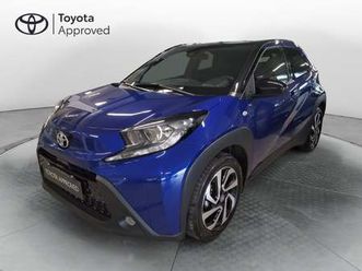 toyota aygo x 1.0 vvt-i 72 cv 5 porte limited s-cvt del 2024 usata a curno