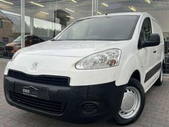 ② citroën berlingo 1.6 vti / utilitaire / airco / état neuf — camionnettes & utilitaires — 2ememain