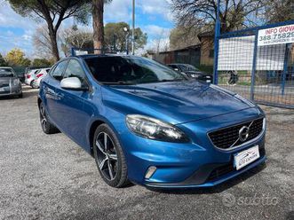 volvo v40 d2 r-design momentum