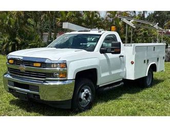2015 chevrolet silverado 3500hd 6.6l duramax turbo diesel utility bed