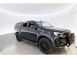 isuzu d-max xrx cng |4242:-skatt kåpa värmare frontbåge