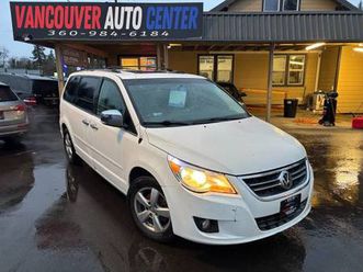 2010 volkswagen routan // 3rd row seats