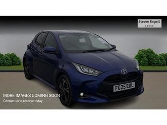 toyota yaris design hatchback's 1.5 vvt-h design e-cvt euro 6 (start/stop) 5dr