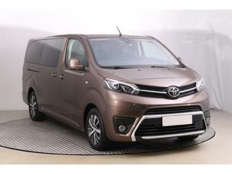 toyota proace 2.0 d-4d, 7 míst, l2