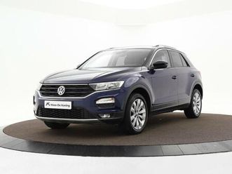 volkswagen t-roc 1.5 tsi 150pk style · camera · apple carplay/android auto · elek. achterklep · p-sensoren · 17'' inch ·