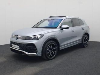 volkswagen tiguan 1.5 ehybrid 272pk r-line dsg · panoramadak · leder · trekhaak · garantie t/m 16-10-2029 of 100000km.
