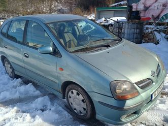 nissan almera tino 2,2 1,050 eur