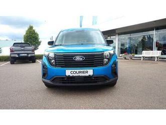 ford tourneo courier titanium