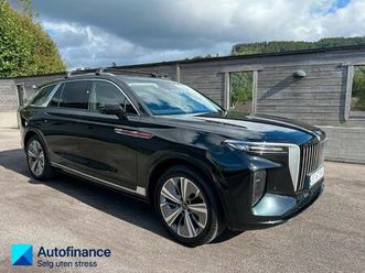 exclusive // ny service // krok // isofix // kamera