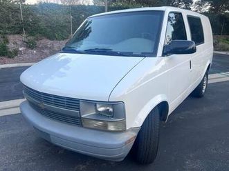 2005 chevy astro cargo van one owner122,000 miles