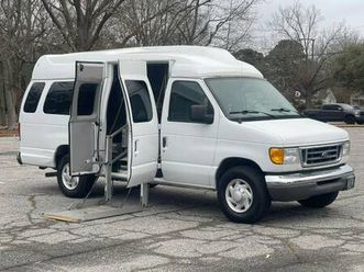 2003 ford e350 super duty passenger