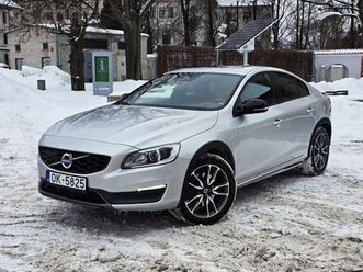 volvo s60, cena 13 300 €. pārdošanā volvo s60, cross country, stikla norādīto mājas ar - sludinājumi
