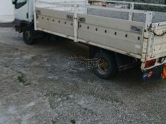 mitsubishi canter 2001