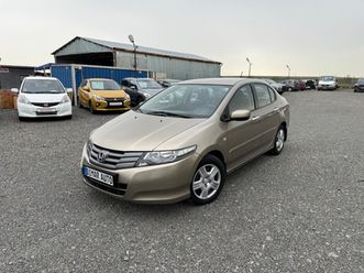 honda jazz city 1.4-99u043a.с. 4,550 eur