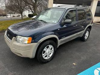 2002 ford escape xlt - 4wd - 3.0l v6 - 191k - runs great & very solid!