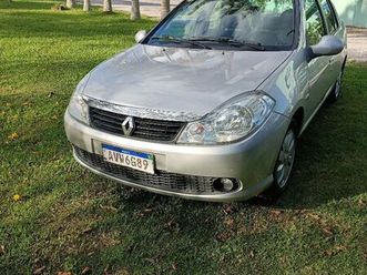 renault symbol privilège hi-flex 1.6 16v 4p 2013