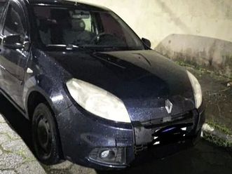 renault sandero authentique hi-flex 1.0 16v 5p 2013