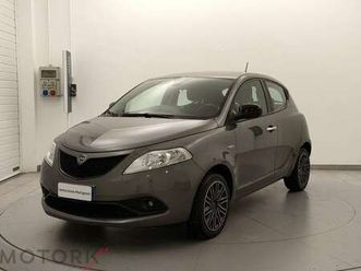 1.0 firefly 70cv s&s hybrid gold