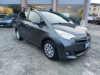 toyota verso-s 1.3 mt lounge tenuta benissimo