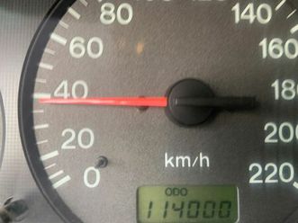 mazda 323 bj tüv 03.2027