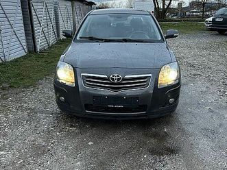 toyota avensis s d 2.2 d4-d executive 177 km