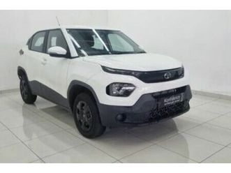 2025 tata punch 1.2 adventure +s