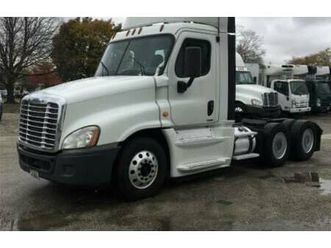freightliner cascadia 125 semi truck for sale $20,000