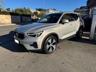 xc40 2.0 b3 core auto