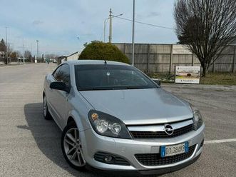opel astra twin top