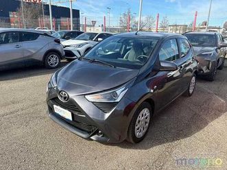toyota aygo 1.0 72 cv x-play